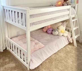 *****Twin Bunk Bed with Mattress ******