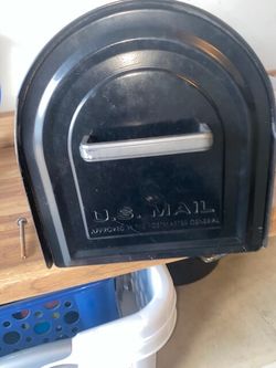Mailbox (NO KEY)