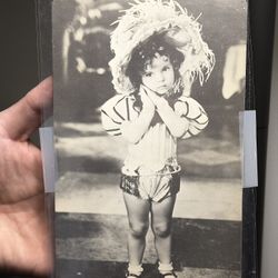 Awesome 🤩!! Rare 1949 Shirley Temple 5 X 8" Post Card !