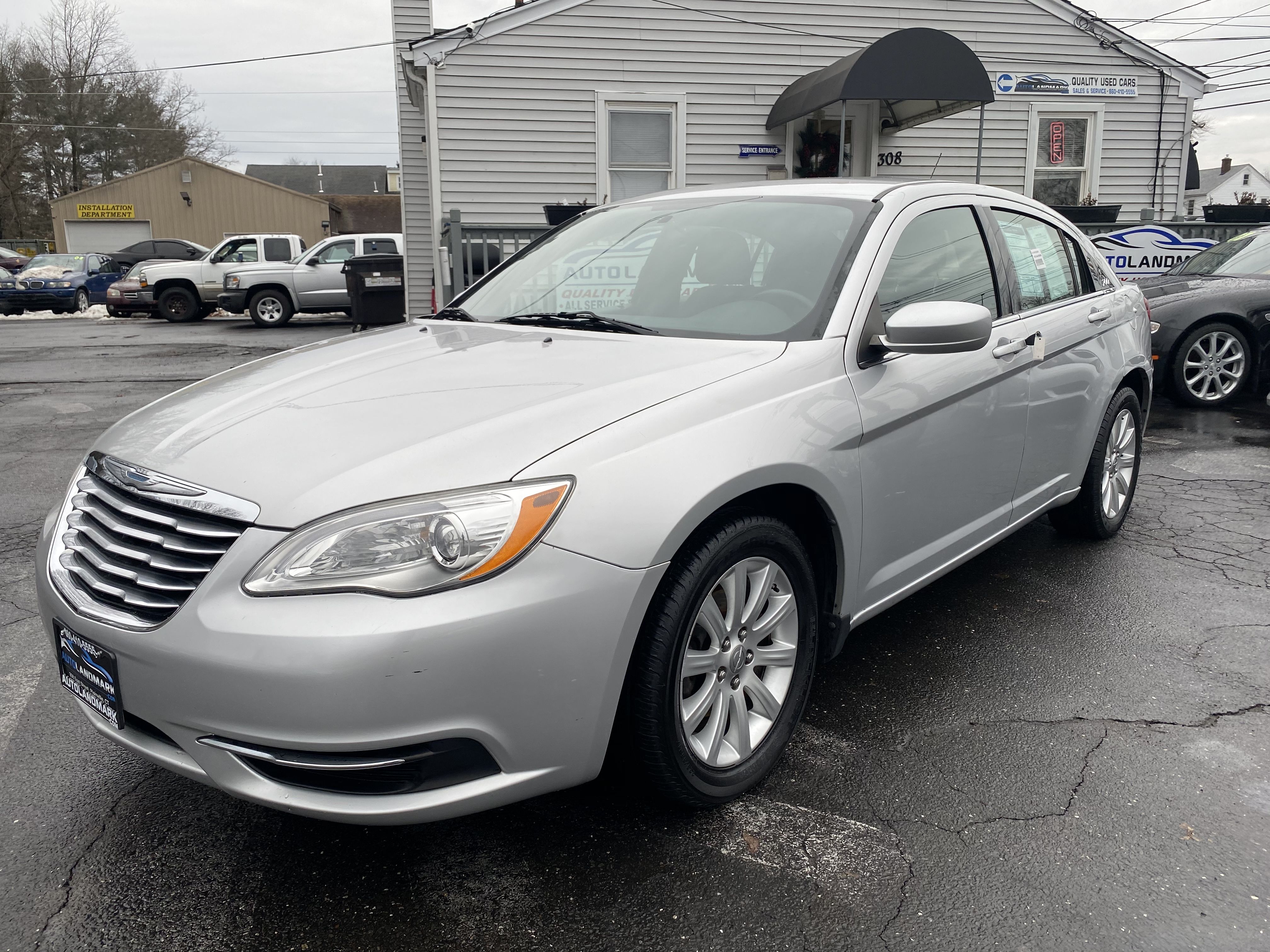 2011 Chrysler* 200*