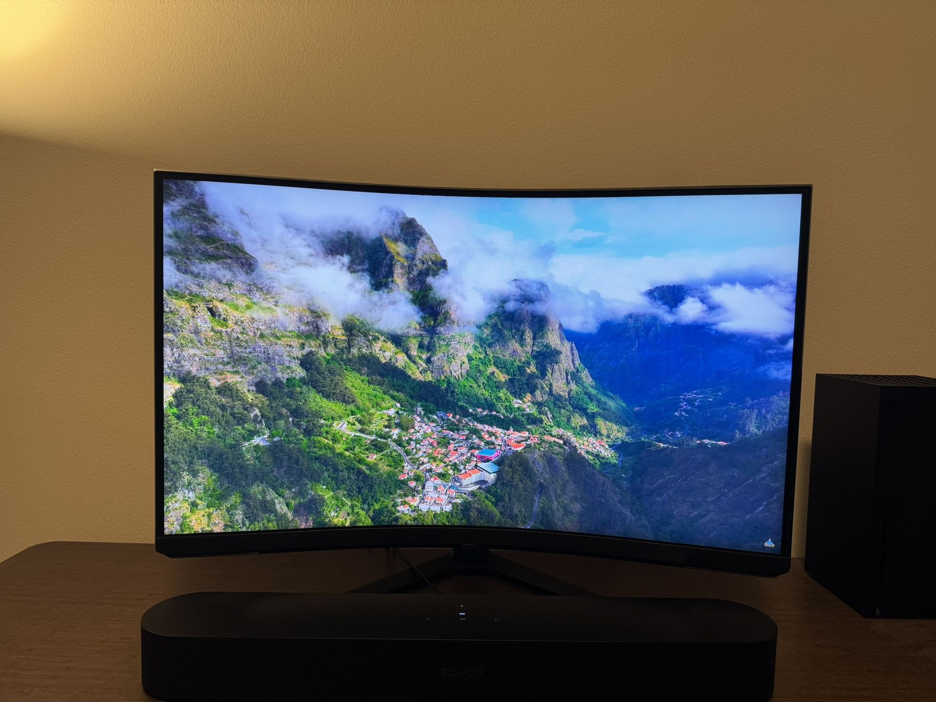 Samsung 32" Odyssey Neo G8 4K Monitor