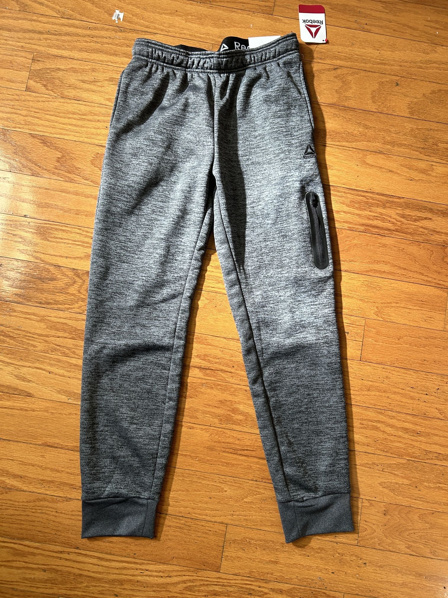 NWT Reebok Boys Fleece Jogger Size L 10/12