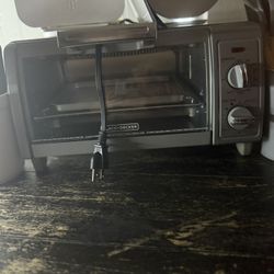 Black And Decker Toaster Oven 