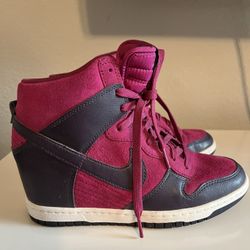 Nike Dunk Sky High