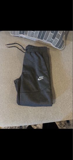 Brand new Nike sweatpants jogger size medium