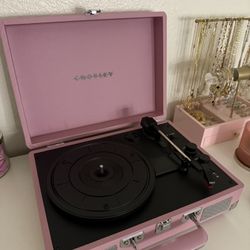 Crosley Cruiser Deluxe Vinyl Record Player