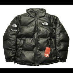 Exclusive Supreme North face Puffer 