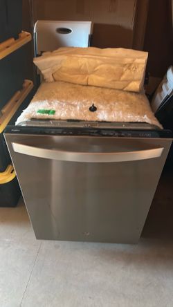 Whirlpool Dishwasher