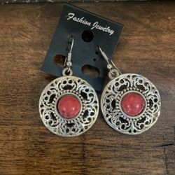 Earrings Various Designs 5 Dlls Each!