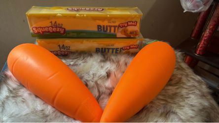 Squeeezy Butter and Carrott Squishy