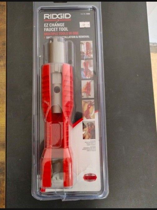 RIDGID EZ Change Plumbing Wrench Faucet Installation and Removal Tool