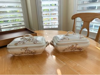 2 Elegant German Porcelain vessel — Vintage kitchenware collection