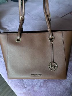 MK purse