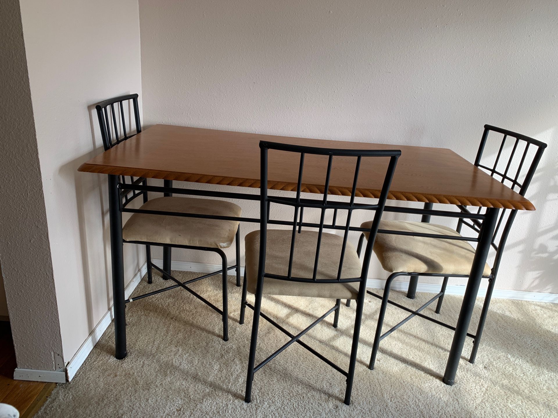 Dining table w/ 6chairs