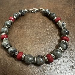Handmade Dyed Quartzite and Agate Beaded Bracelet.