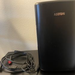 Mini Fridge- 6 Can Capacity 