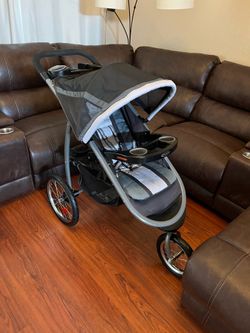 GRACO JOGGING STROLLER