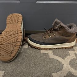 Weatherproof Boots Size 8