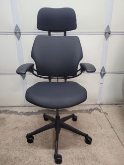 RARE Humanscale Freedom® Ergonomic Computer Desk Gaming Office Chair, Leather