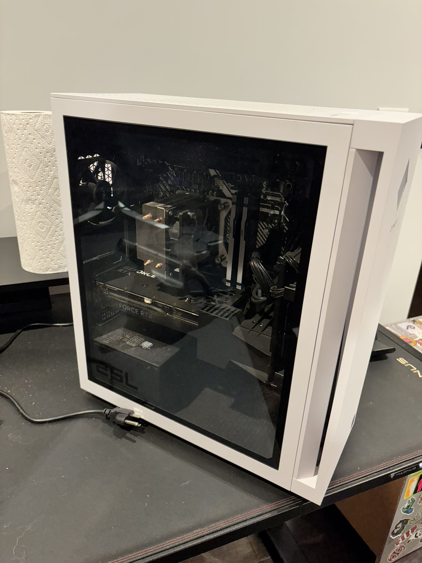 HP OMEN GAMING PC i7 RTX 4060 16gb RAM