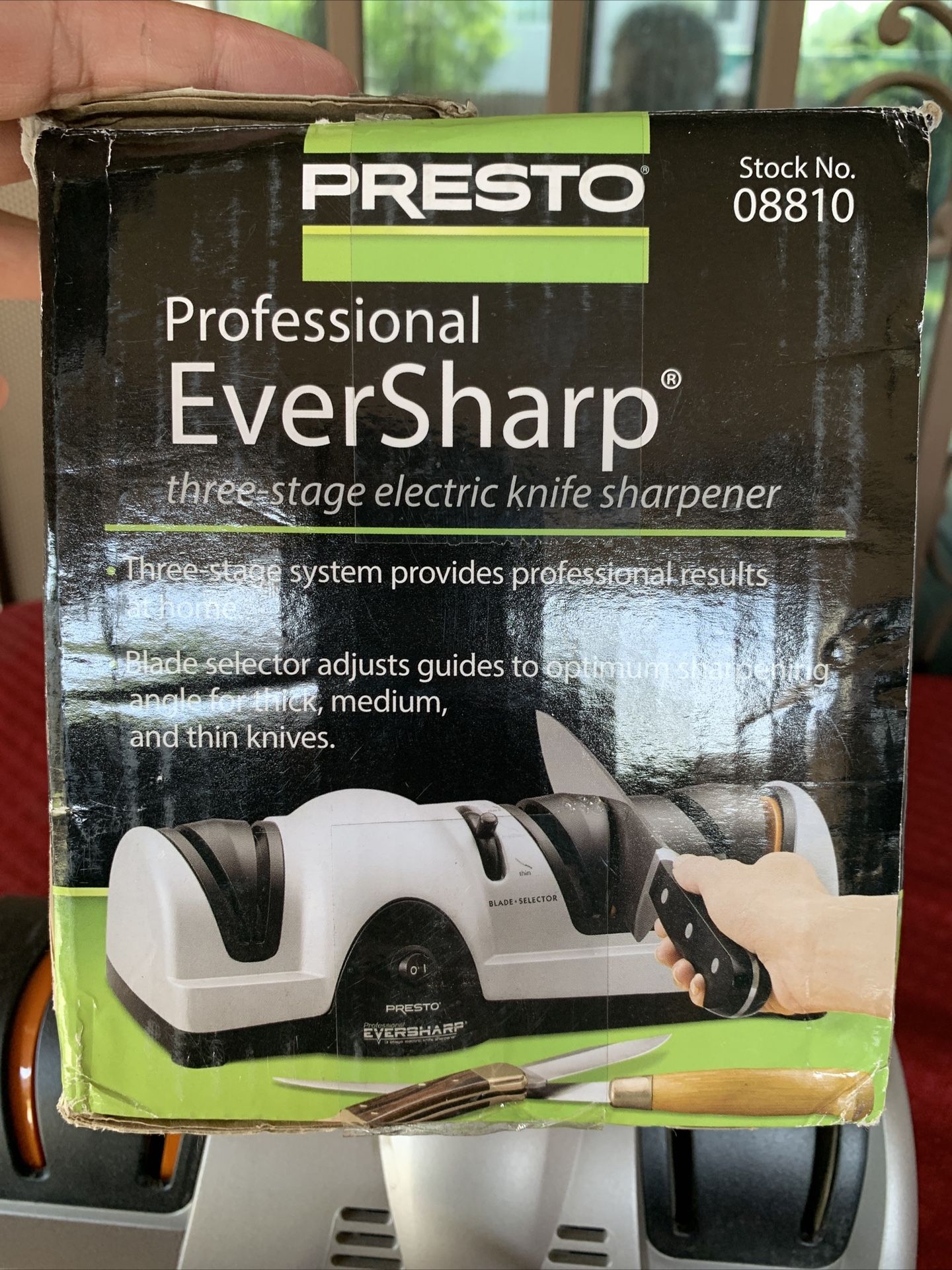 Presto 08810 Professional Eversharp Electric Knife Sharpener for Sale in  Lodi, CA - OfferUp