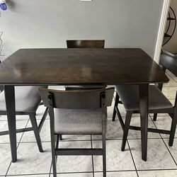 Small dinning table 4 chairs