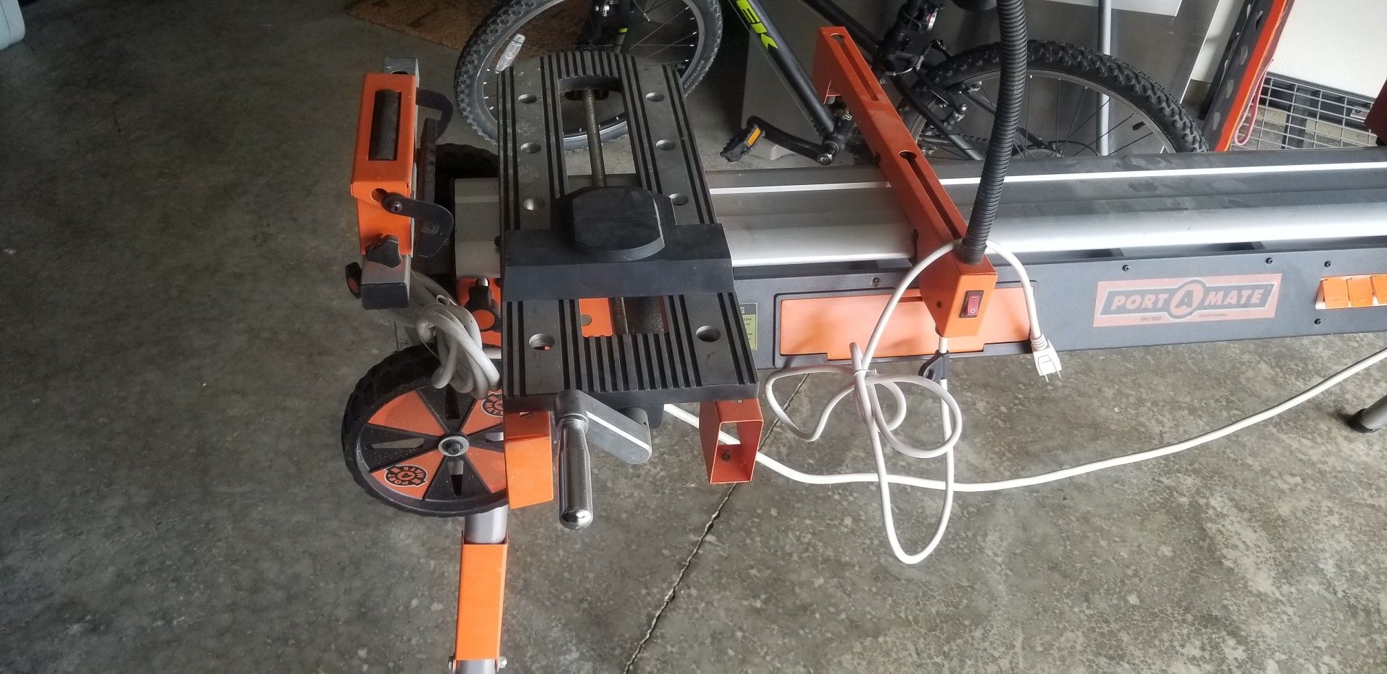 Port A Mate PM7000 Minter Saw Work Center