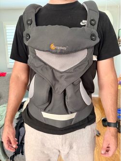 Ergobaby Carrier