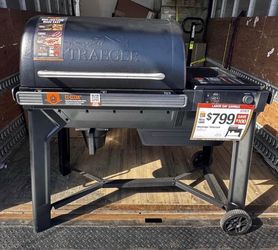 Traeger Woodridge WiFIRE Wood Pellet Grill & Smoker $799–>$450 Brand New