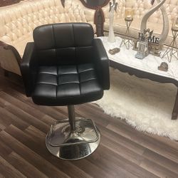 Black Swivel Chair/ Stool