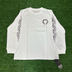 Men’s white chrome heart long sleeve M