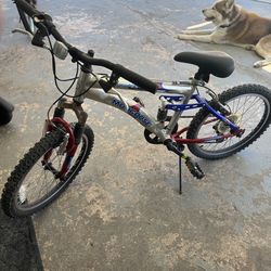 Mongoose kids bike