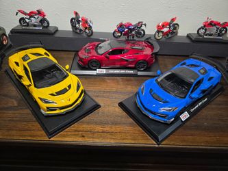 Maisto cars 1 18 new Perfect condition