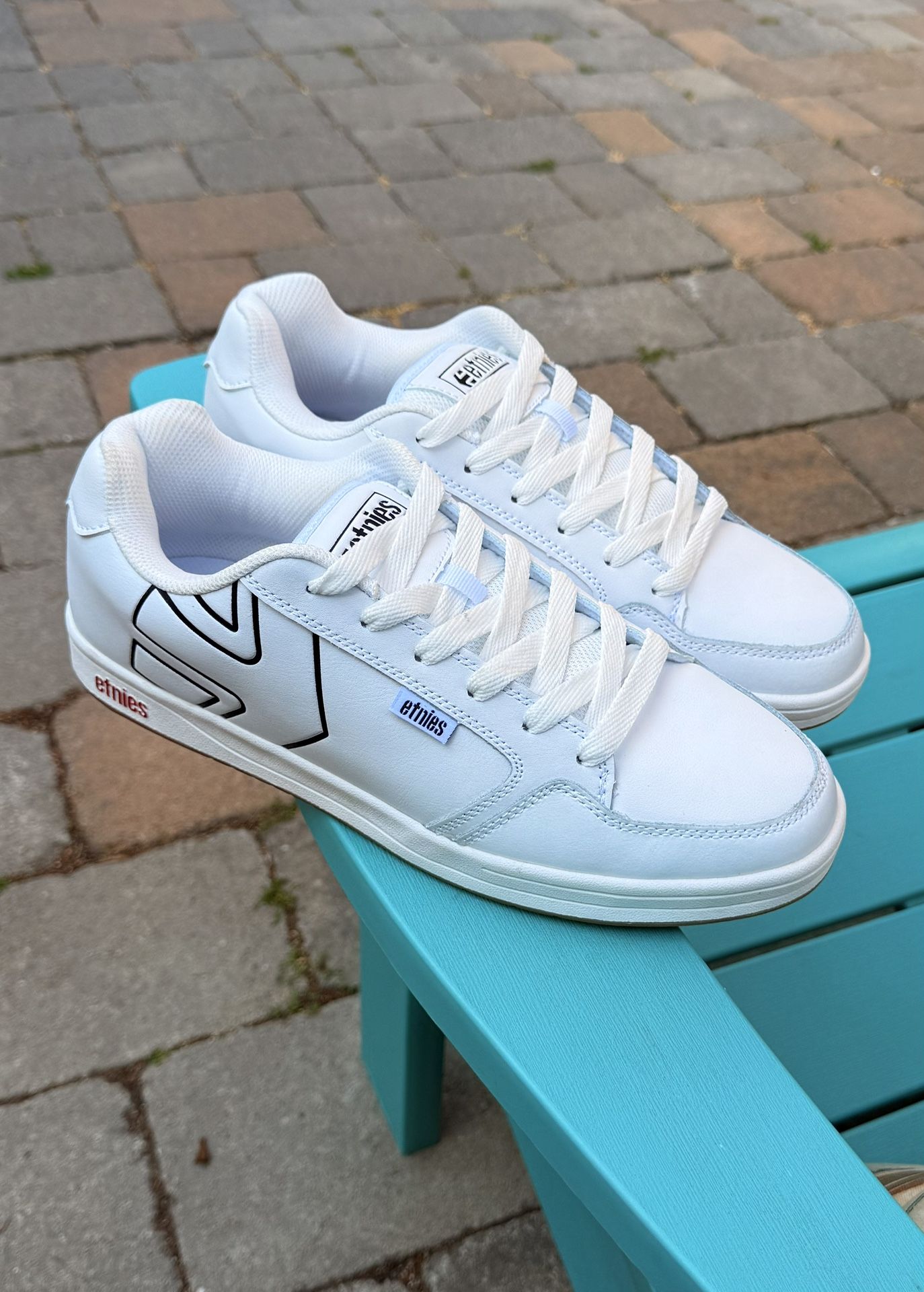 Men's Etnies Escape Skateboard Sneakers (White) - US Size 10.5 - New Without Box