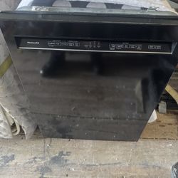 Dishwasher 