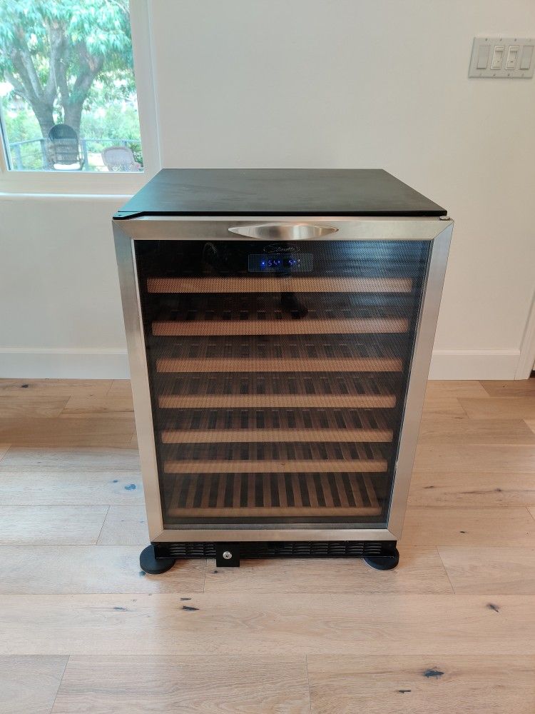 Danby Silhouette Wine Cooler