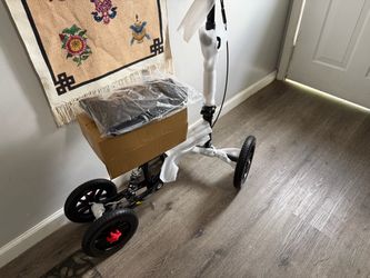 Knee walker