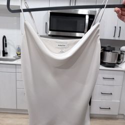 Aritzia Babaton Silk Tank 