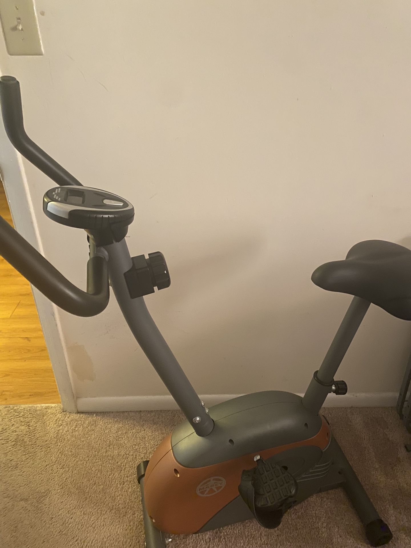 Stationary Bike Workout Bike