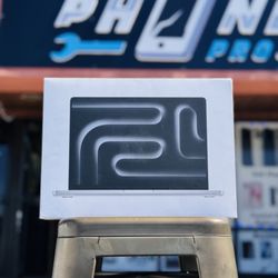 MacBook Pro 14in M3 Pro Chip 36GB Ram 1TB SSD