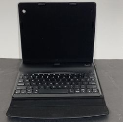 ILuv iPad Keyboard With Protective Case / Good Condition 