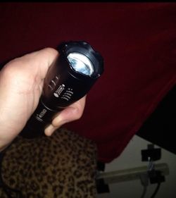CREE XM-L T6 Tactical FLASHLIGHT