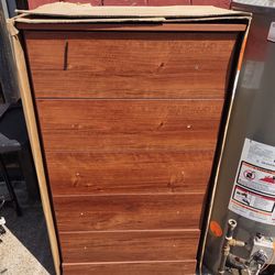 Brand new five drawer dressers brown color