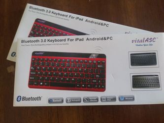 Bluetooth keyboard built in rechargeable battery