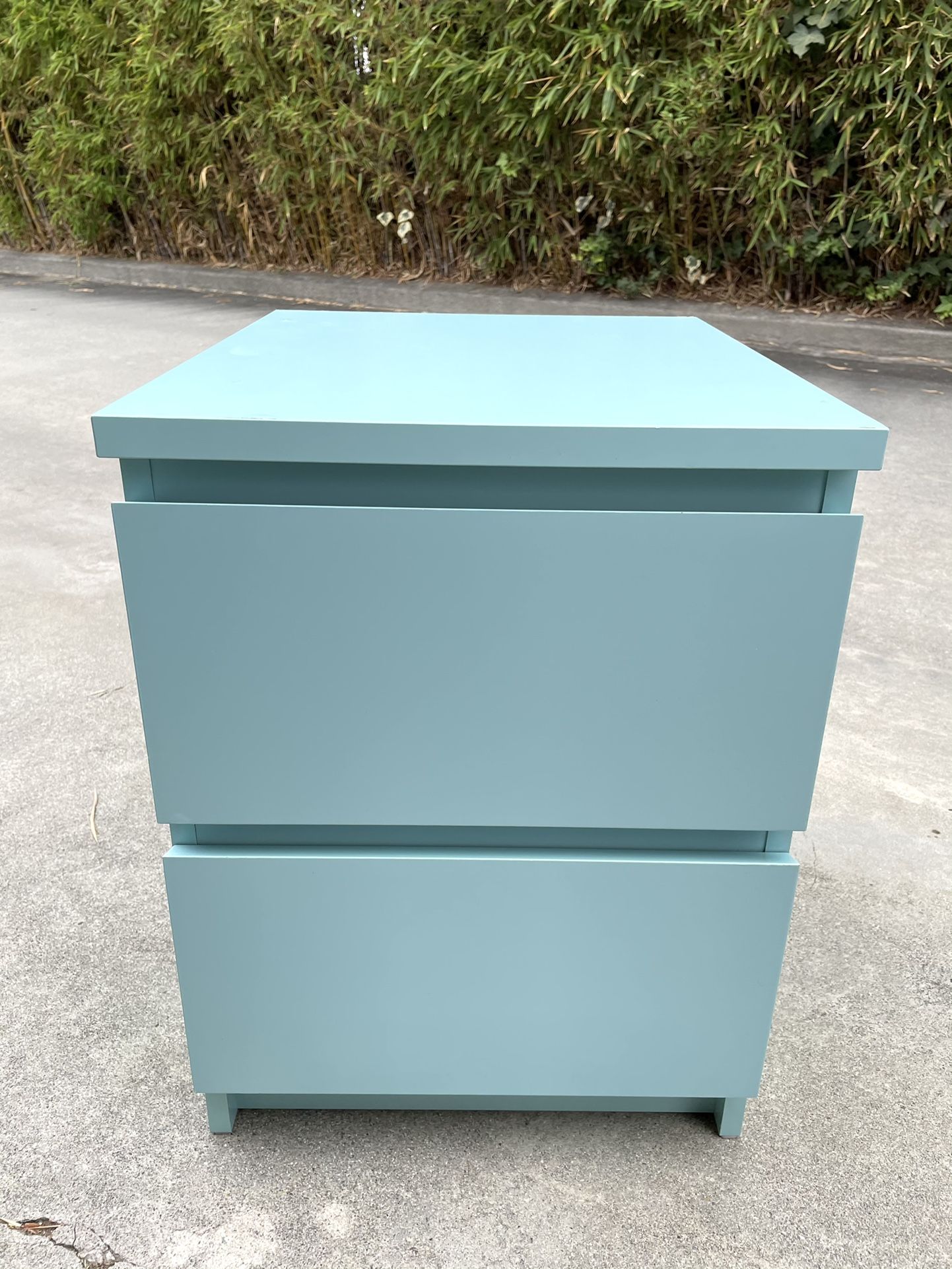 Limited Edition Ikea Malm Nightstand Side Table Bright Turquoise Color