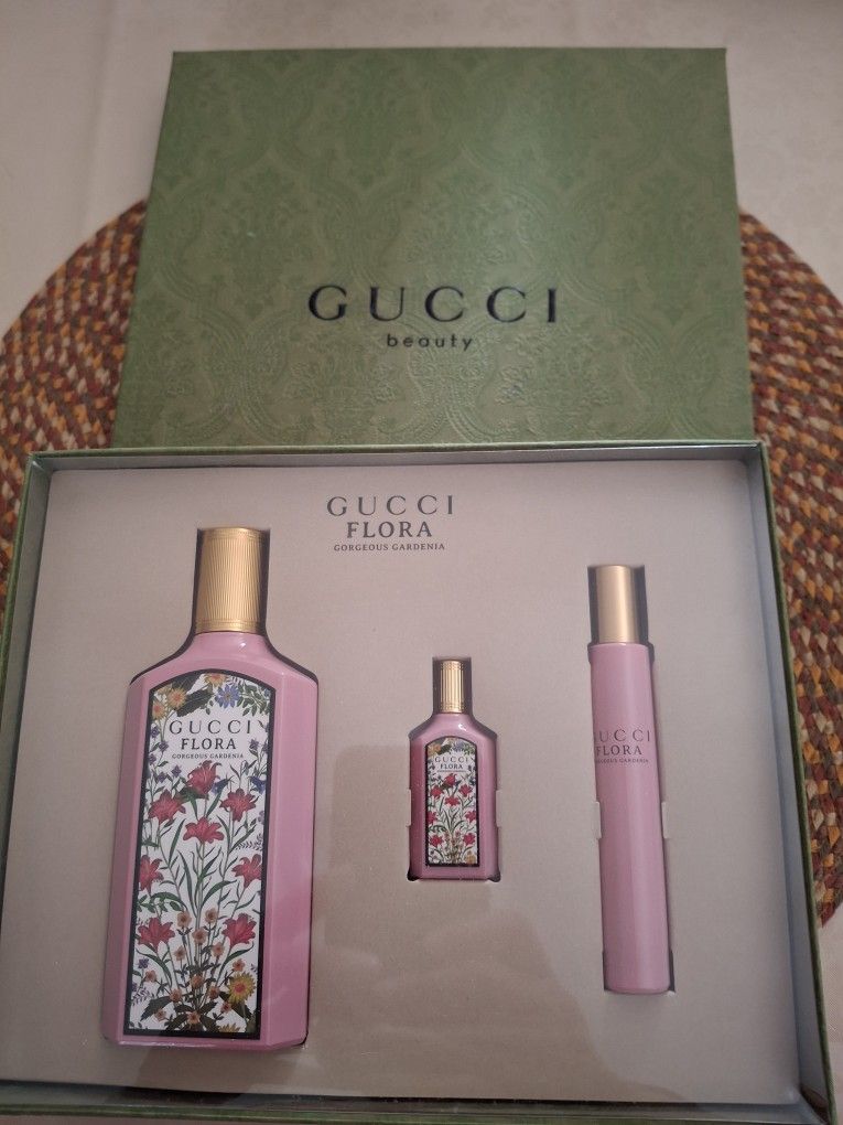 Gucci Flora Perfume Set