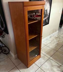 Cabinet With Glass Door & 3 Shelves