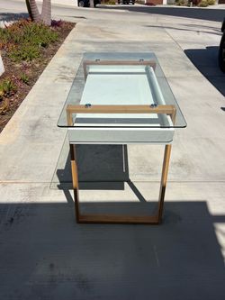 Girls dressing table