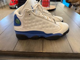 Size 6.5 grade school jordan 13 hyper royal