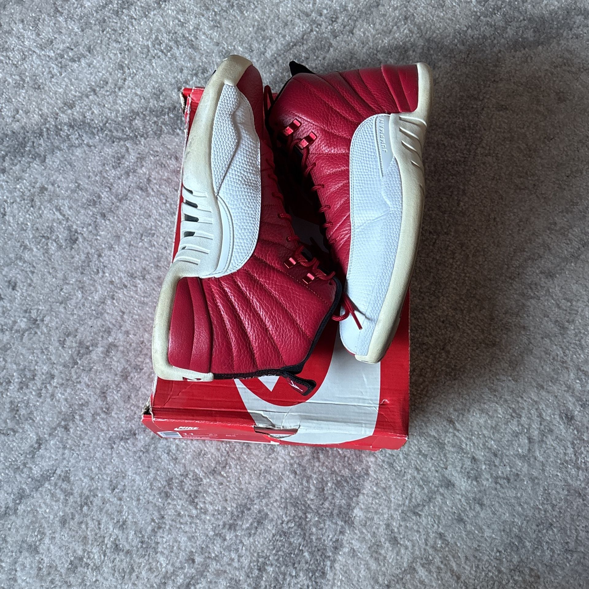 Jordan 12 10.5
